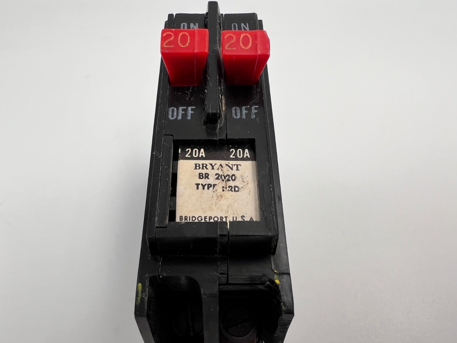 Bryant BR 20-20 BR2020 20 Amp 1 Pole Circuit Breaker Type BRD 120VAC Plug In