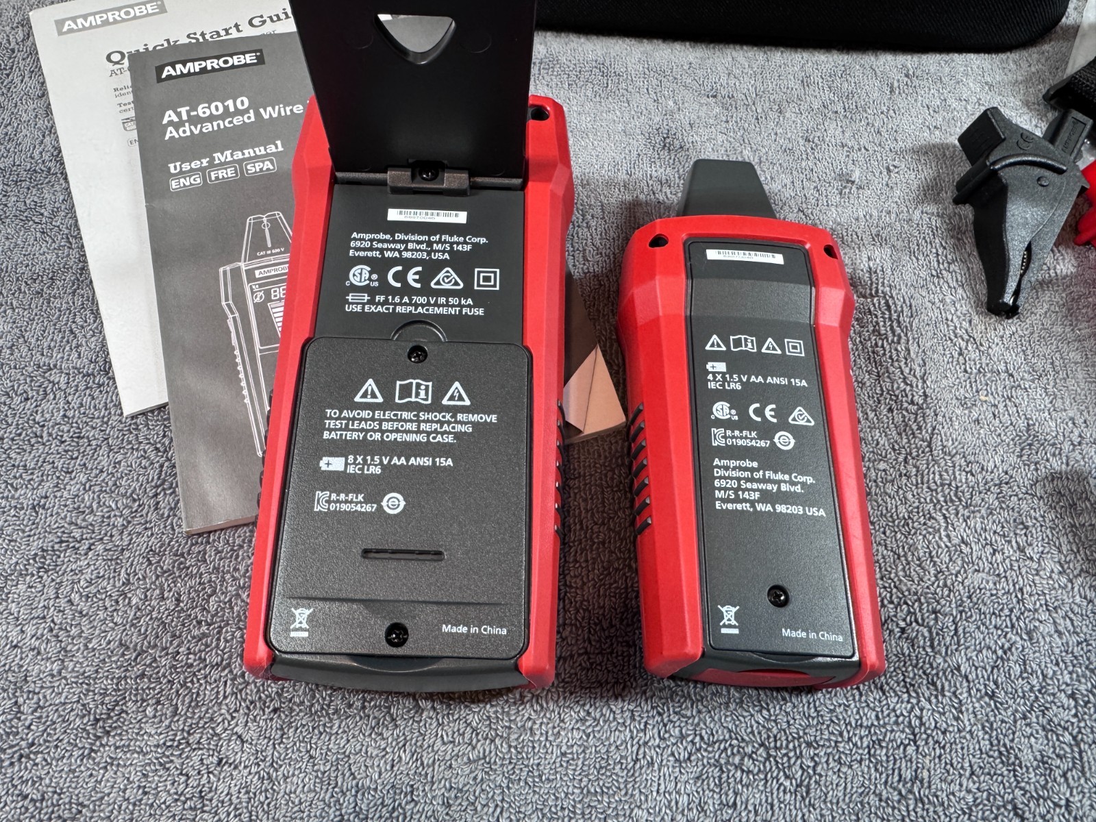 Mint – Amprobe AT-6010 Advanced Wire Tracer Kit CAT III 600V AT-6010-R AT-6010-T