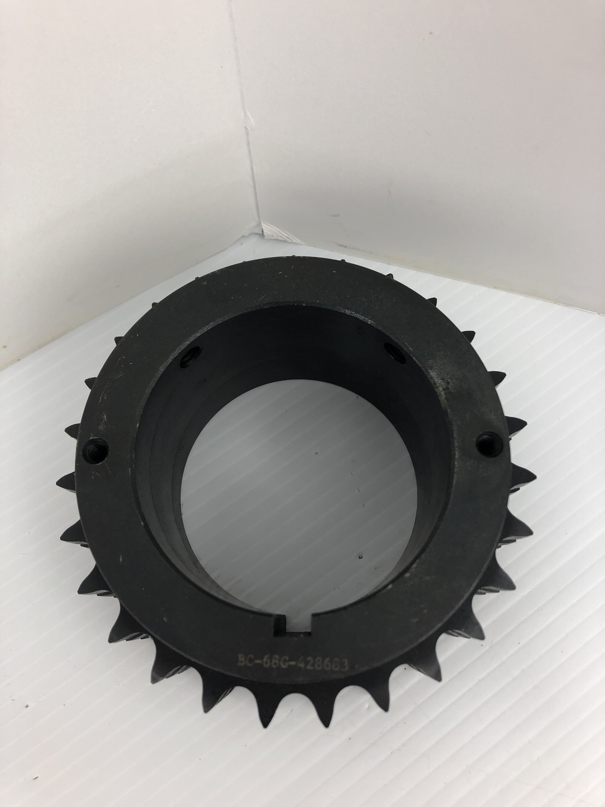 Keyed Sprocket Gear BC-68G-428683 27 Teeth 3 Rows O.D: 4.600″ I.D: 3.350″