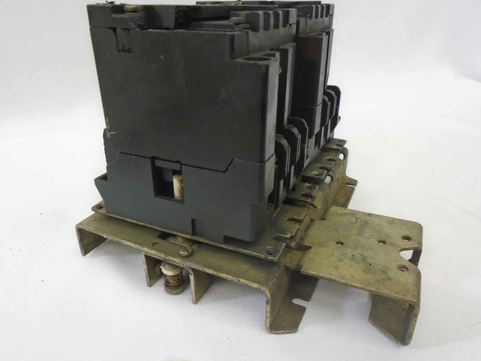 SQUARE D 8536 SCG / 8736 SCO3 SERIES A STARTER 3-PH SIZE 1 w/120V COIL