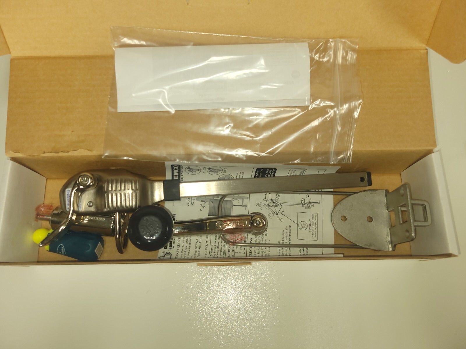 Nemco 56050-3 CanPRO Compact Commercial Manual Can Opener Security Model 60% OFF