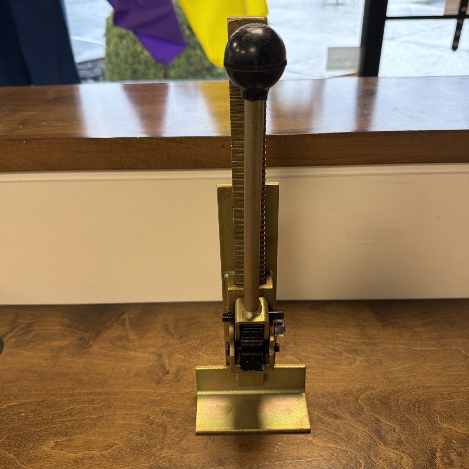 Flooring Jack Professional Hardwood Flooring Jack and Positioning Tool for Wood