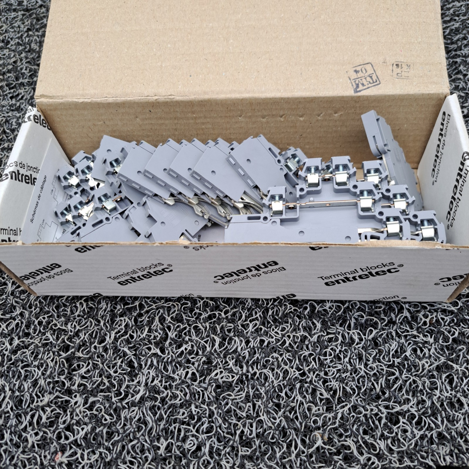 ABB entrelec 1SNA115643R2700 Terminal Blocks Lot 15