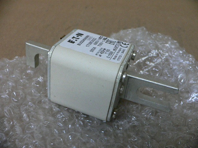 Bussmann 170M3022 Specialty Fuse 550A 690Vac High Speed Square Body Blade Type