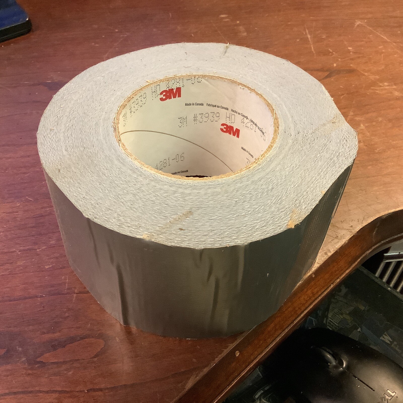 3M 70-0062-5015-6 (3939) 72.0mm x 54,8m/2.83in/po x 60 yd/v Duct Tape