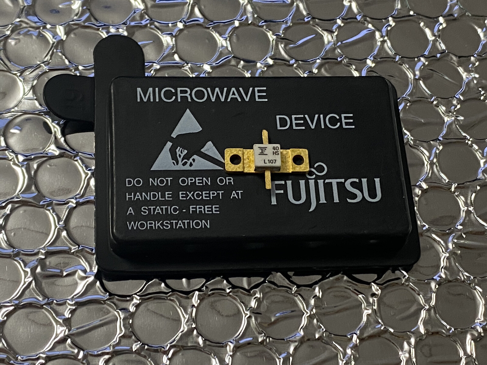 FLL107ME FUJITSU 2 PIN FAN TYPE GAAS FET X 1 PC.