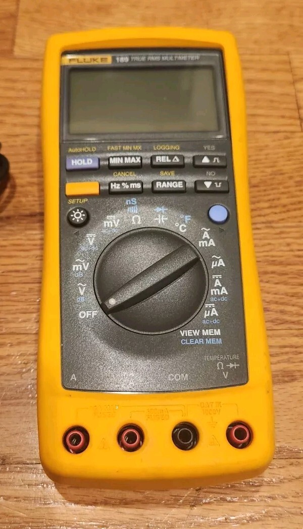 Fluke 189 Combo Bundle True RMS Digital Multimeter Flukeview Battery Pack & More