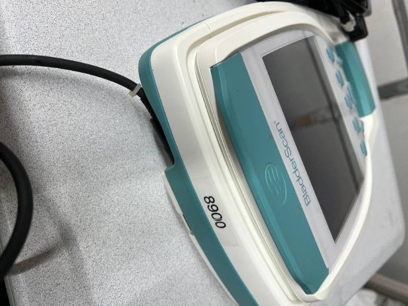 Verathon BladderScan BVI 9400 Bladder Volume Instrument with Probe Non-Invasive