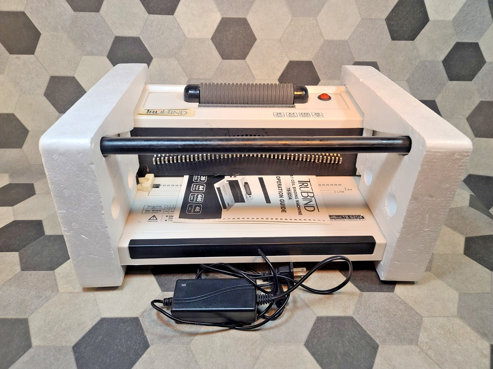 TruBind 4:1 Coil Binding Machine TB-S20A Spiral Binder and coil lot