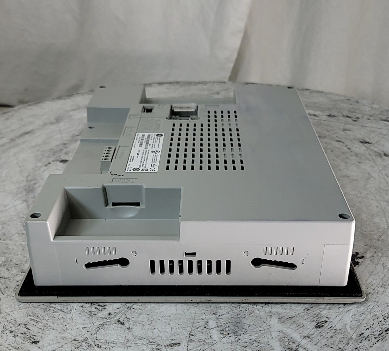 ALLEN-BRADLEY panelview 800 2711R-T10T A hmi terminal 10″ SEE NOTES