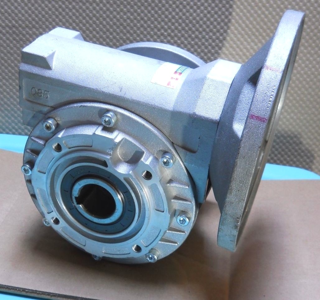 LEESON FHMQ534-28-HR-180-24 BRAVO 500 WORM GEAR REDUCER NEW CONDITION