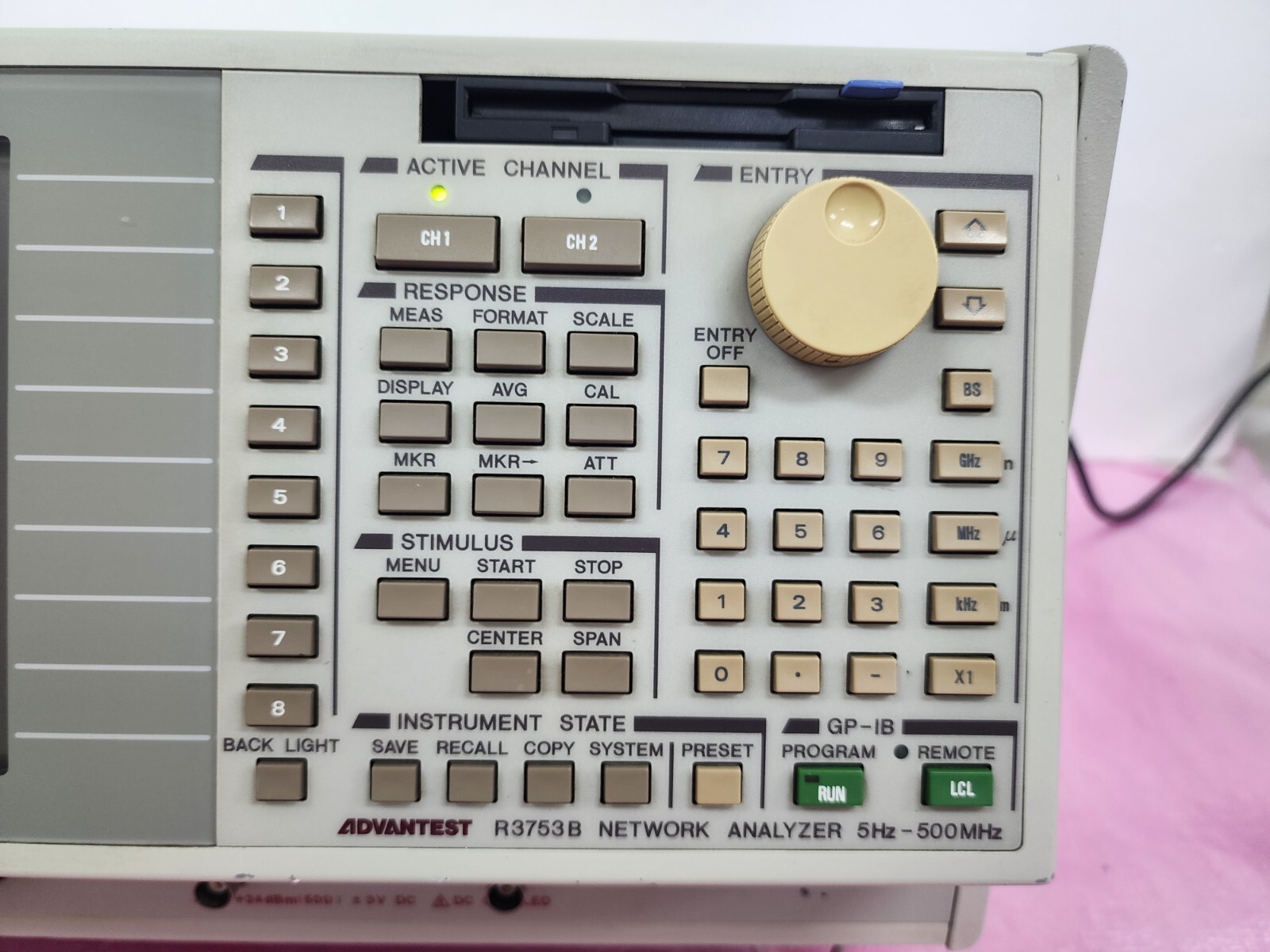 ADVANTEST R3753B Network Analyzer, 5 Hz to 500 MHz