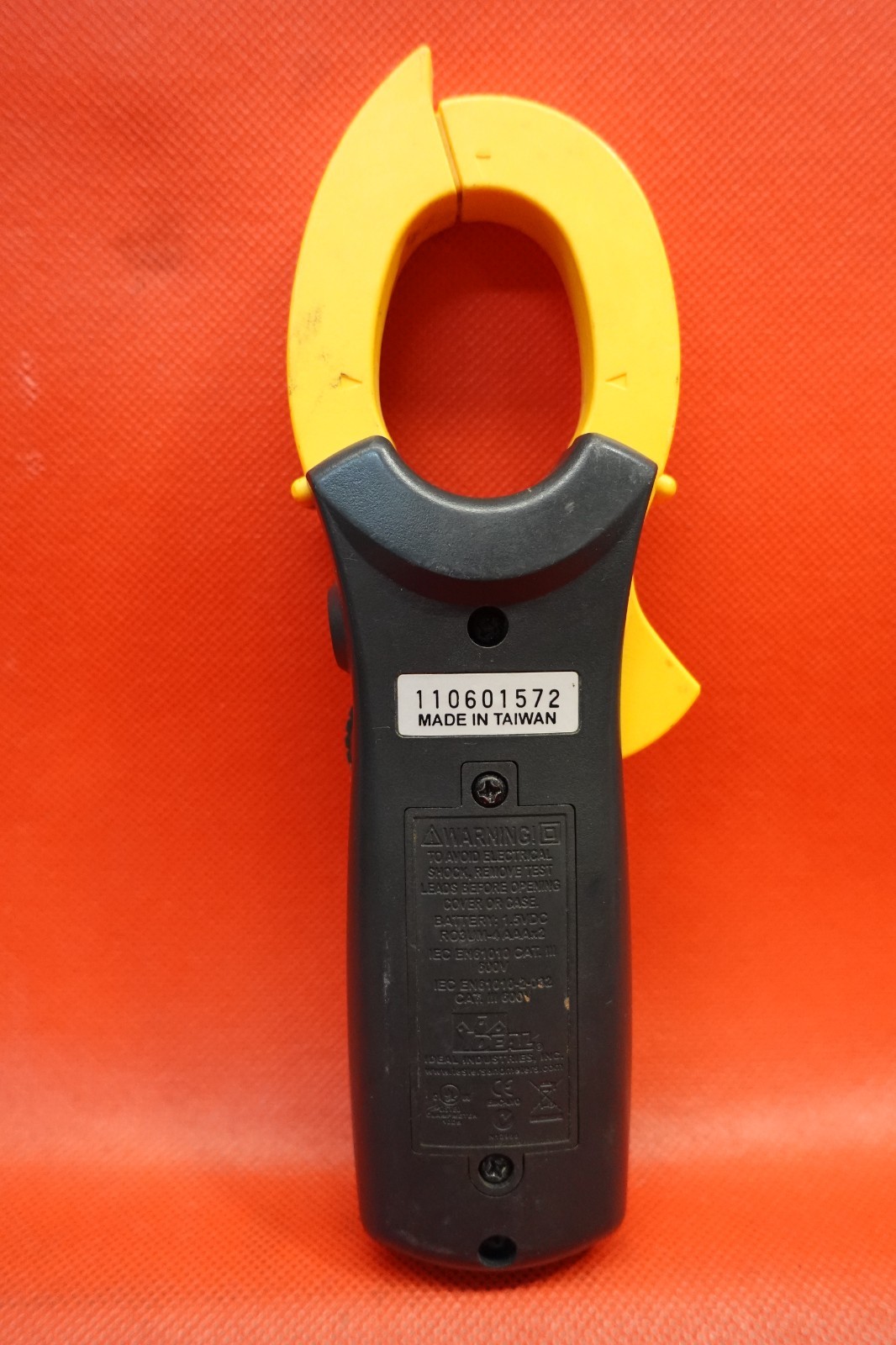 Ideal 61-732 True RMS 400A Clamp Meter Cat III 600 Volt AC/DC