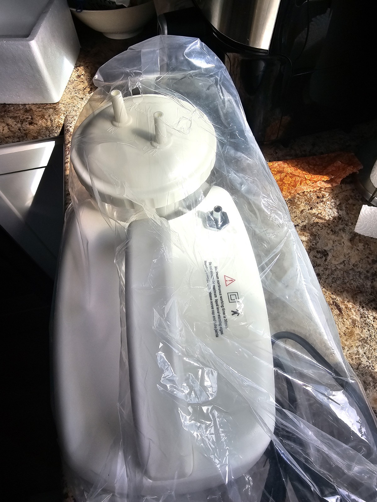 Portable Phlegm Suction Pump with Regulator Valve and Vacuum Gauge
