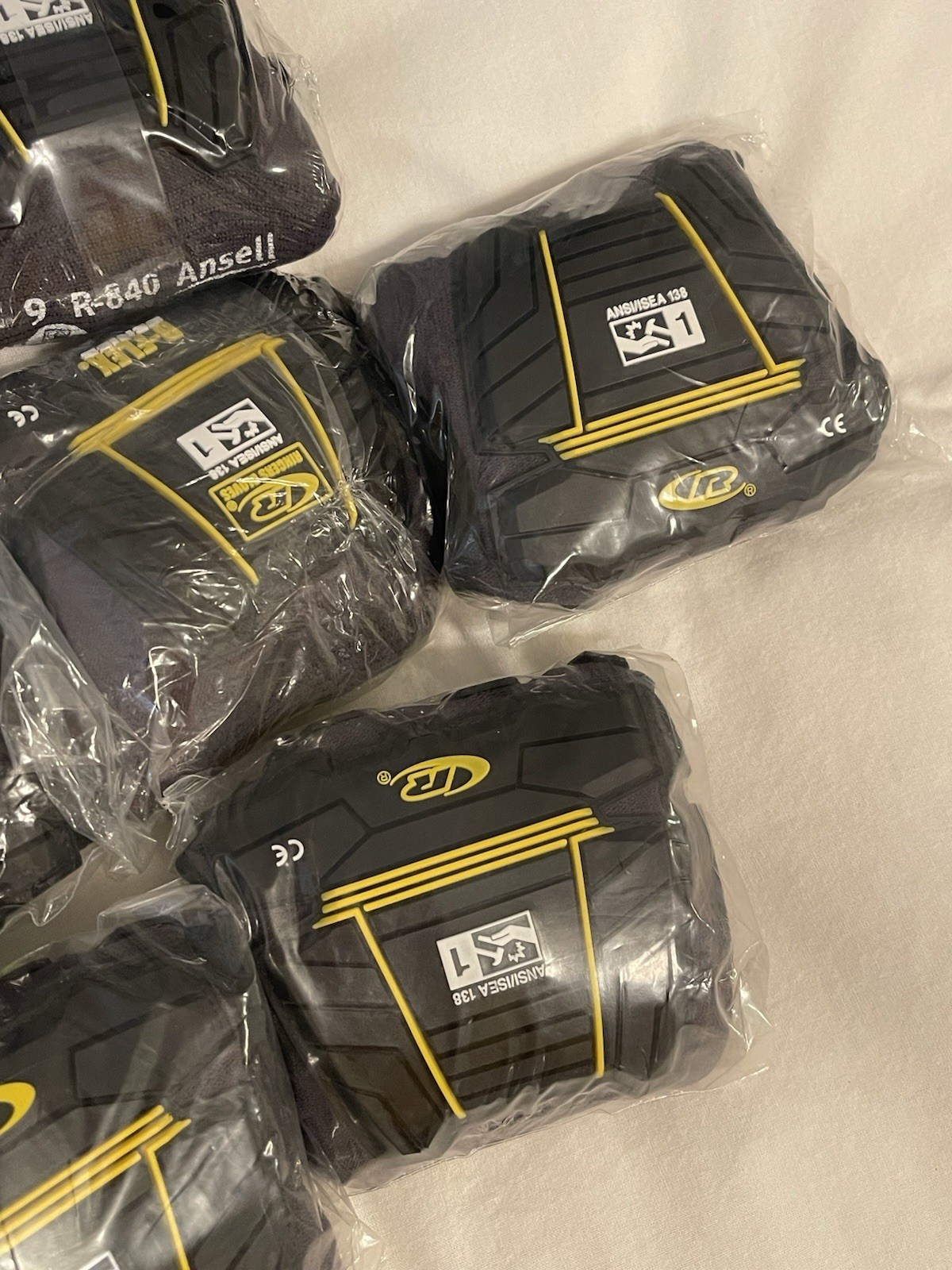 Ansell PR Gloves Series R Size 9 Bulk 10 Pairs Ringers R840Abrasion/Impact Glove
