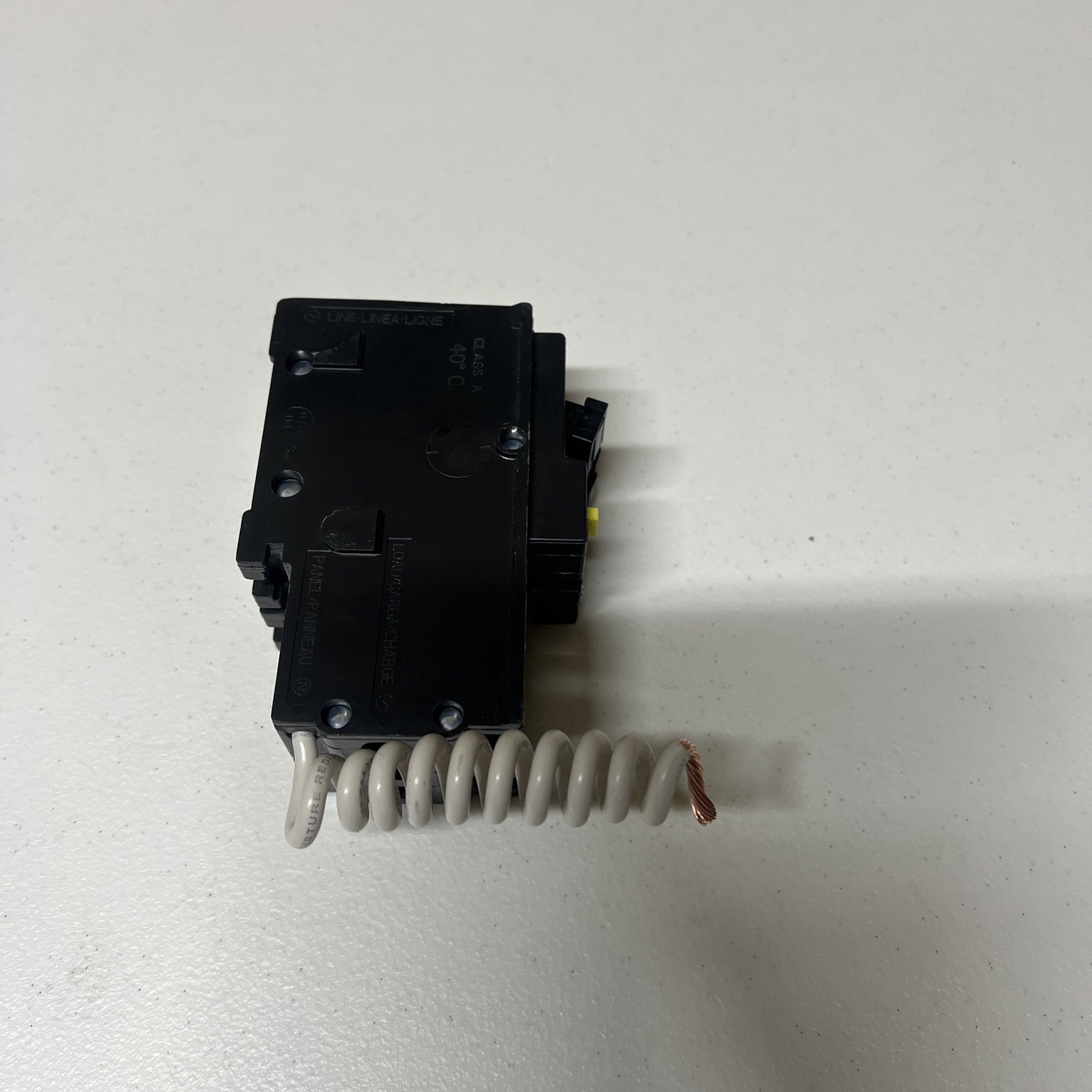 SQUARE D HOMELINE HOM230GFI HOM230GFIC 2-POLE 30A GFCI BREAKER NEW