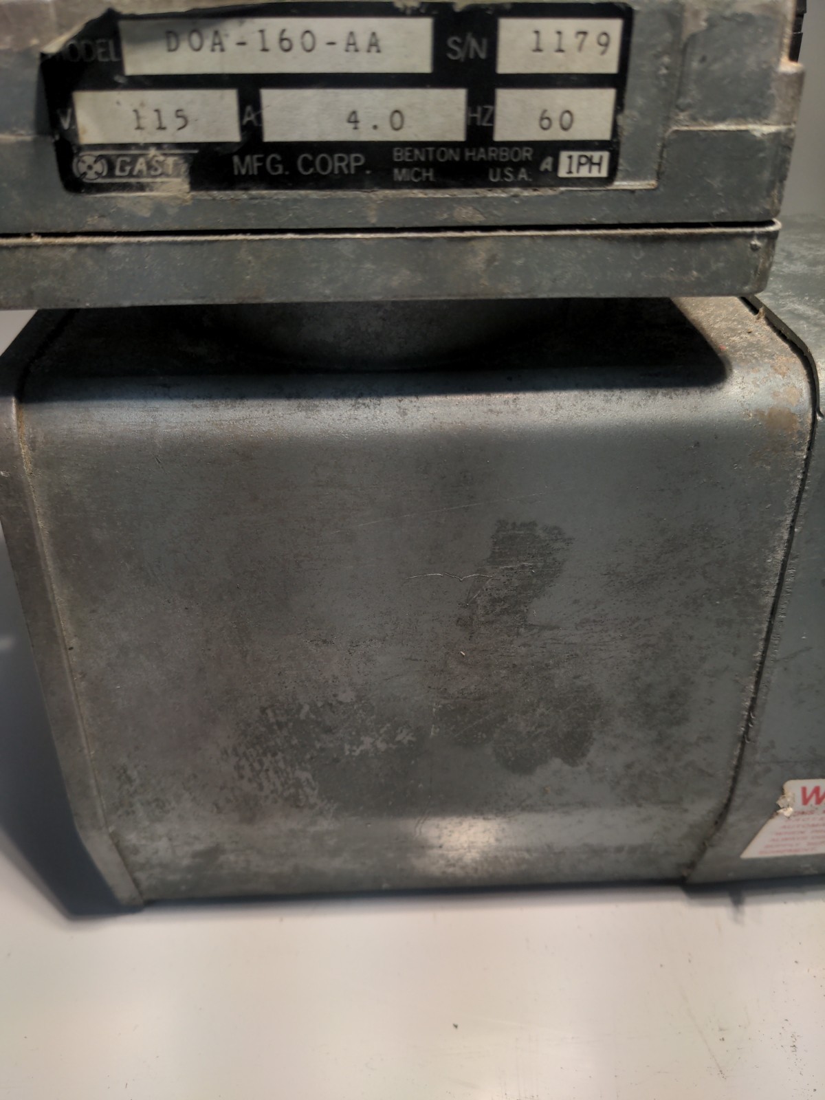 GAST DOA-P160-AA Compressor/ Vacuum Pump; Tested Works 60psi 115v W/Plug Quite!