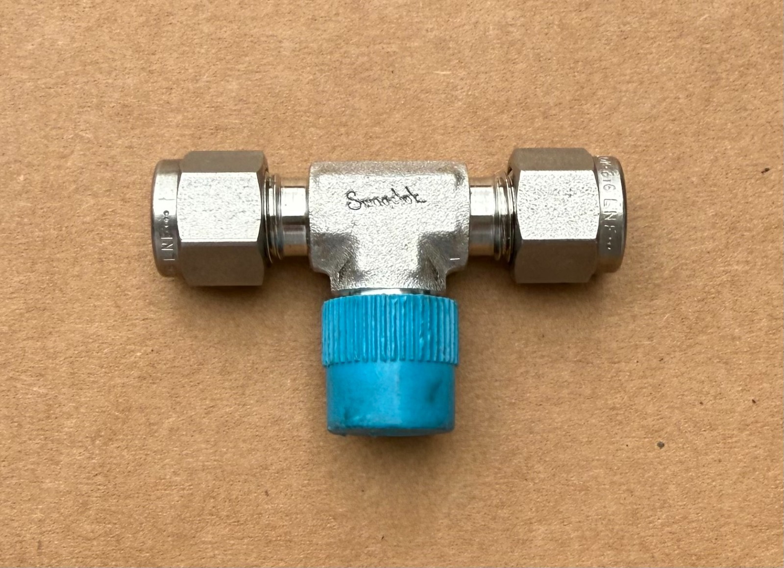 Swagelok 1/4″ SS Stainless Stee Tee SS-400-3-4TTM Several Avail New