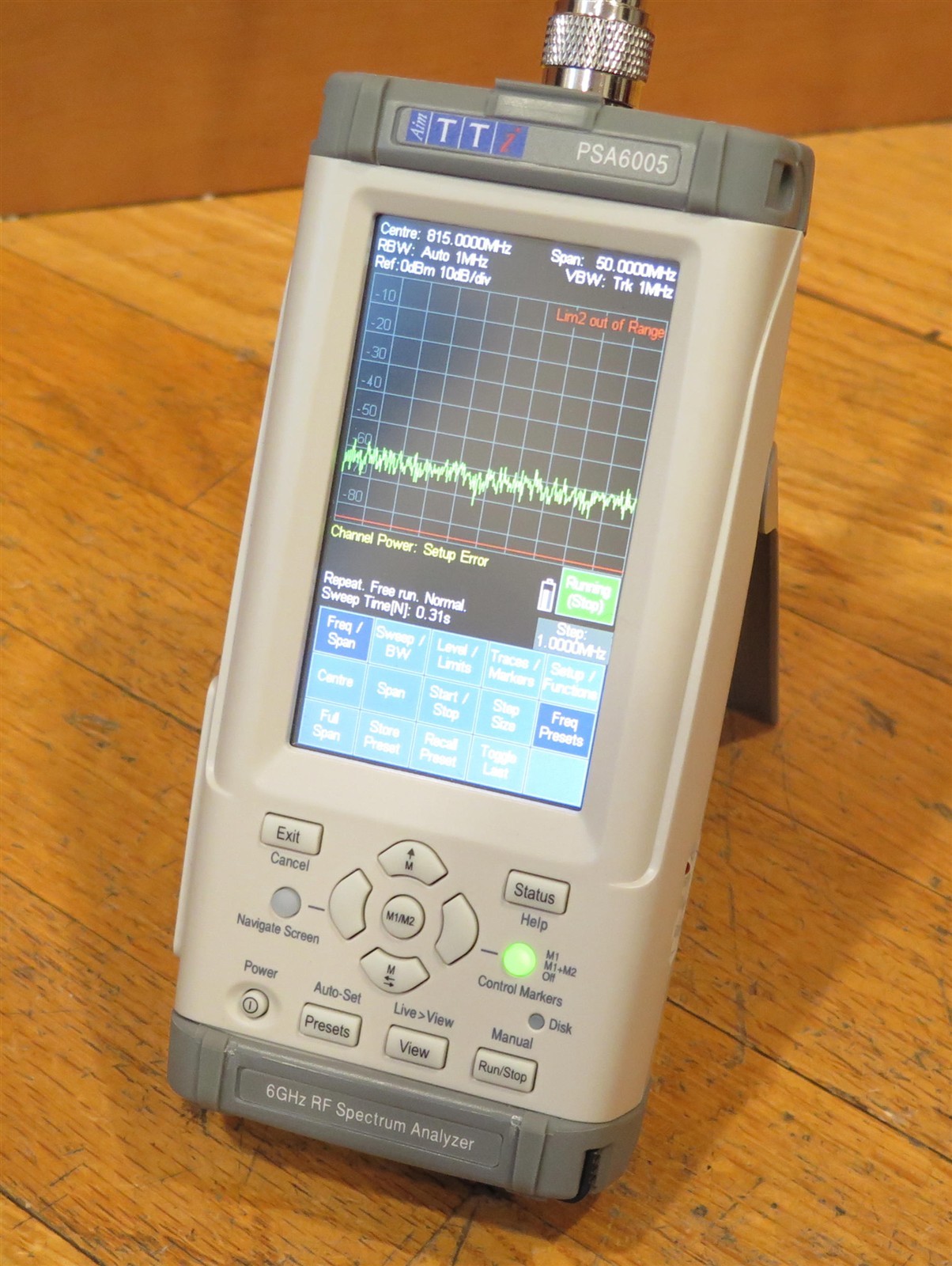 AIM TTI PSA6005 6GHz Handheld RF Spectrum Analyzer Kit with U02 Option Pack