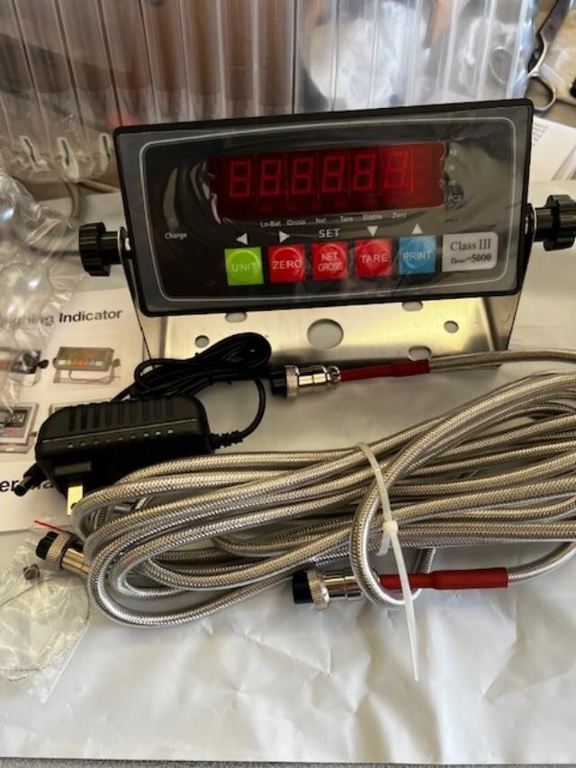 PS-IN202 LED or LCD Scale Indicator with 4+4 Cable included