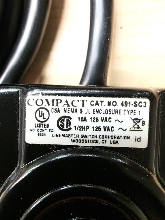 Linemaster Switch Corporation Compact Series Foot Switch Model 491-SC3