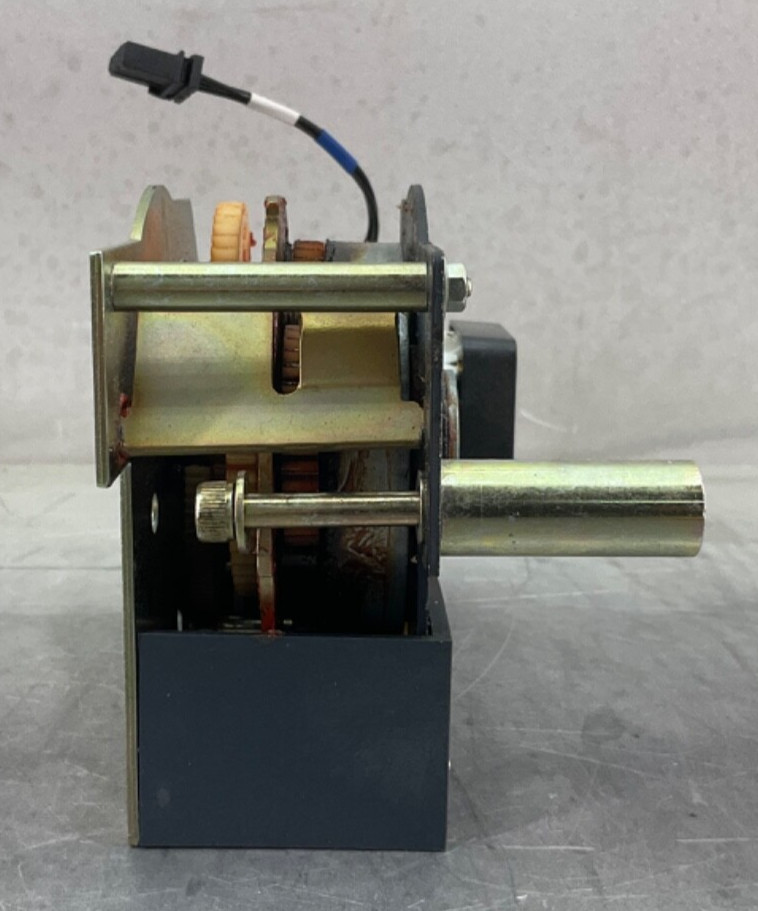 SQUARE D 47893 MASTERPACT GEAR MOTOR 100/125VAC 47893