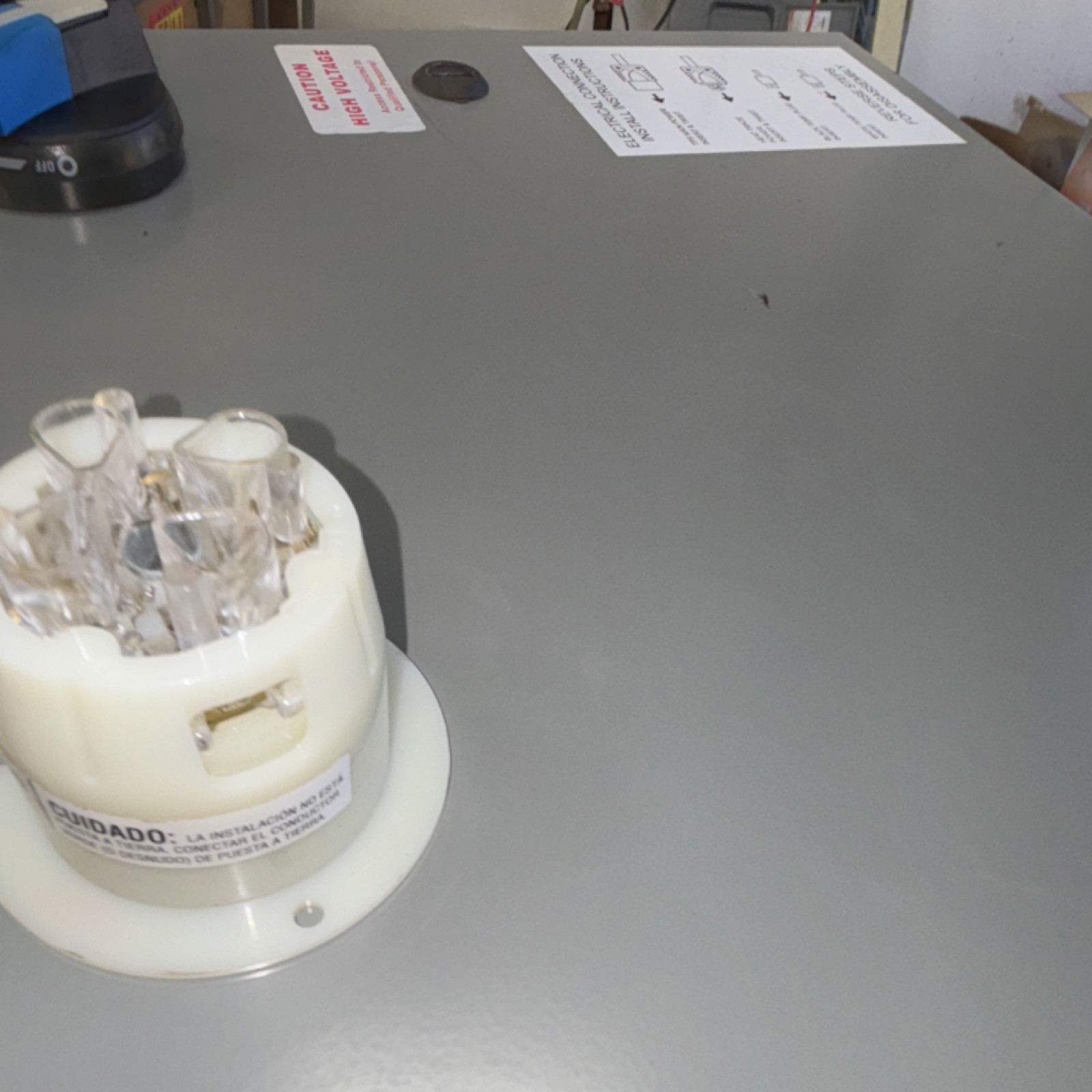 Hubbell HBL2715 30A 125/250V L Plug Flanged Industrial Receptacle White