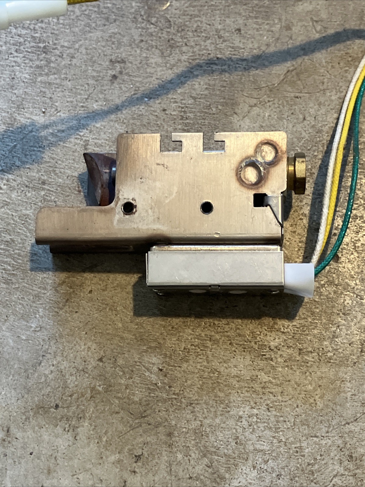 NOS Carrier Pilot Burner 3 Wire LH680005 740a IGNITOR W Bi-Metal Flame Sensor