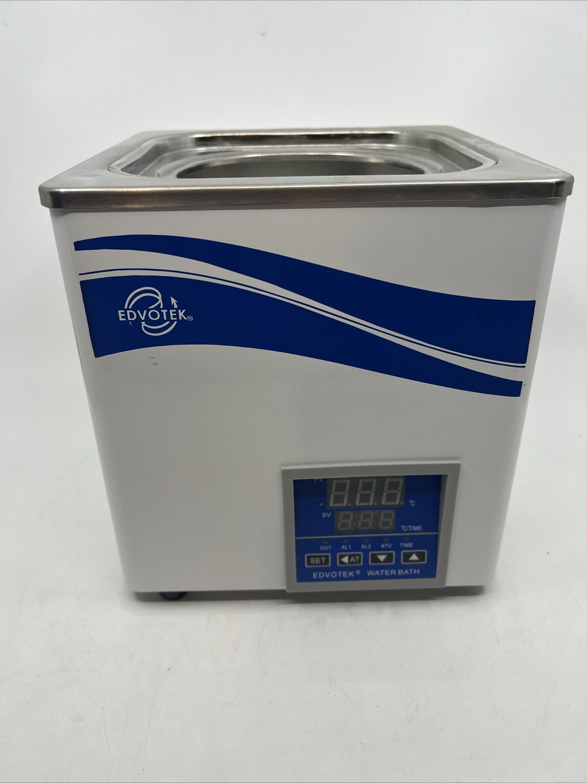 Edvotek 3 Liter Waterbath BHS-1 European Plug NEW DEFECTS SEE DETAILS