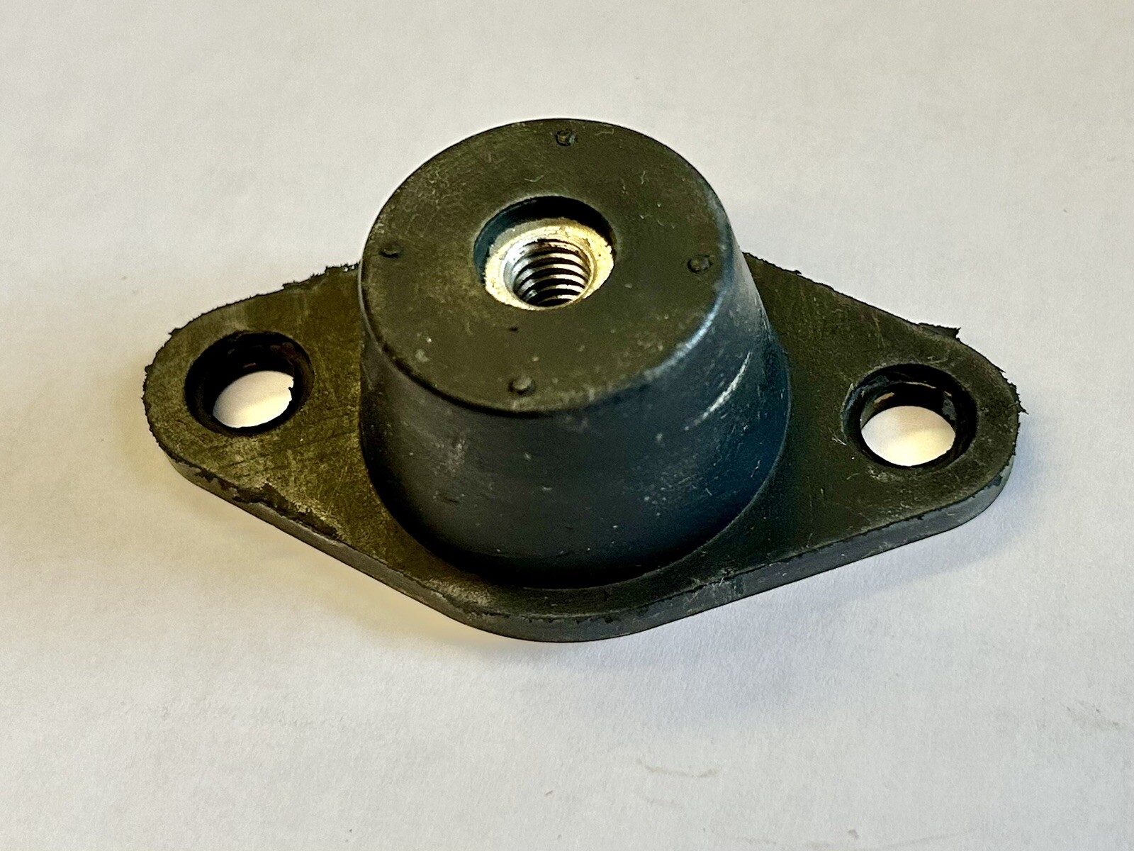 Flange Style Shock Absorber Vibration Isolator Compression Mount 5/16″-18 Tap