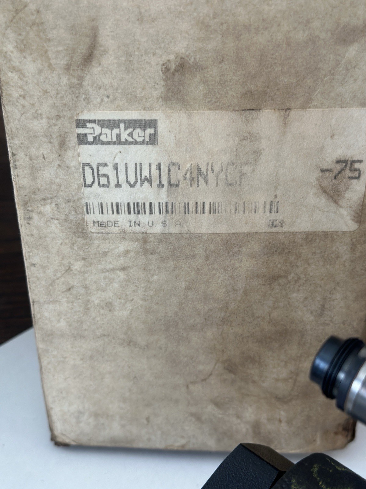 PARKER D61VW1C4NYCF 110/120V 1500/3000PSI NSNP D1VHW4CNYCF Old Stock