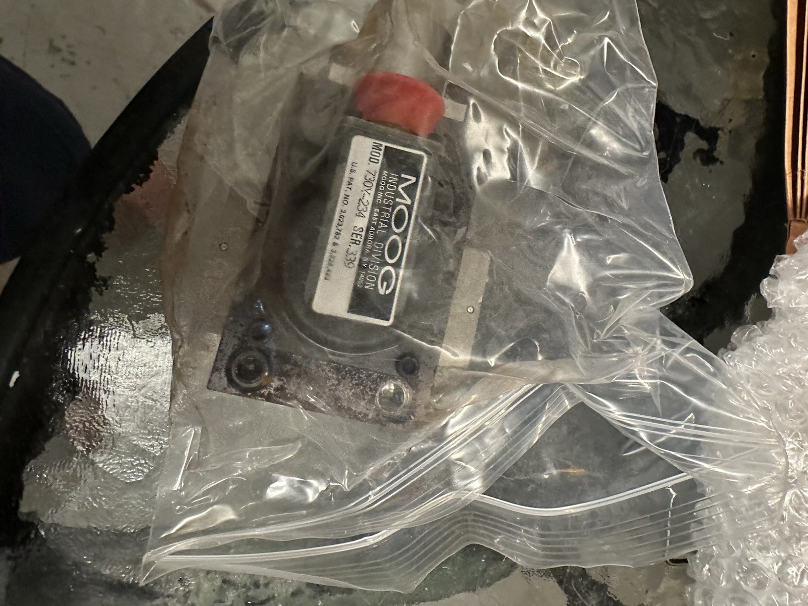 Moog. Servo Valve