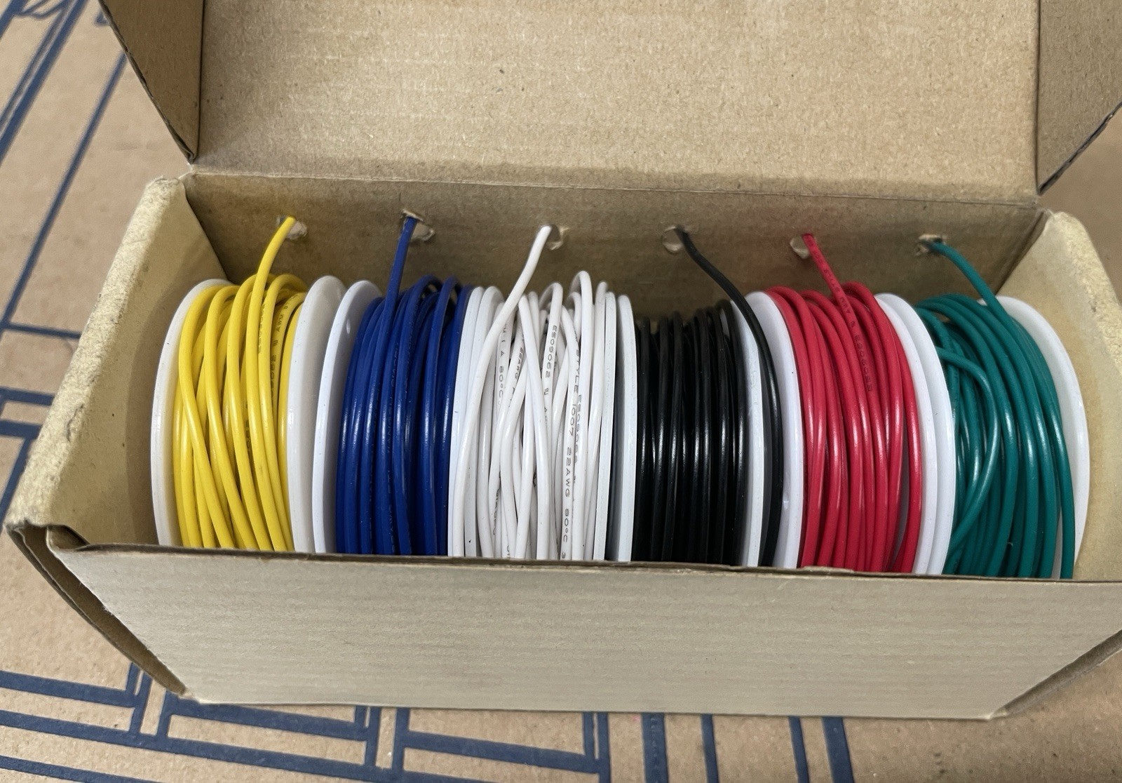 22 AWG Solid Core Hookup Wire Kit, 6 Colors 30ft Each