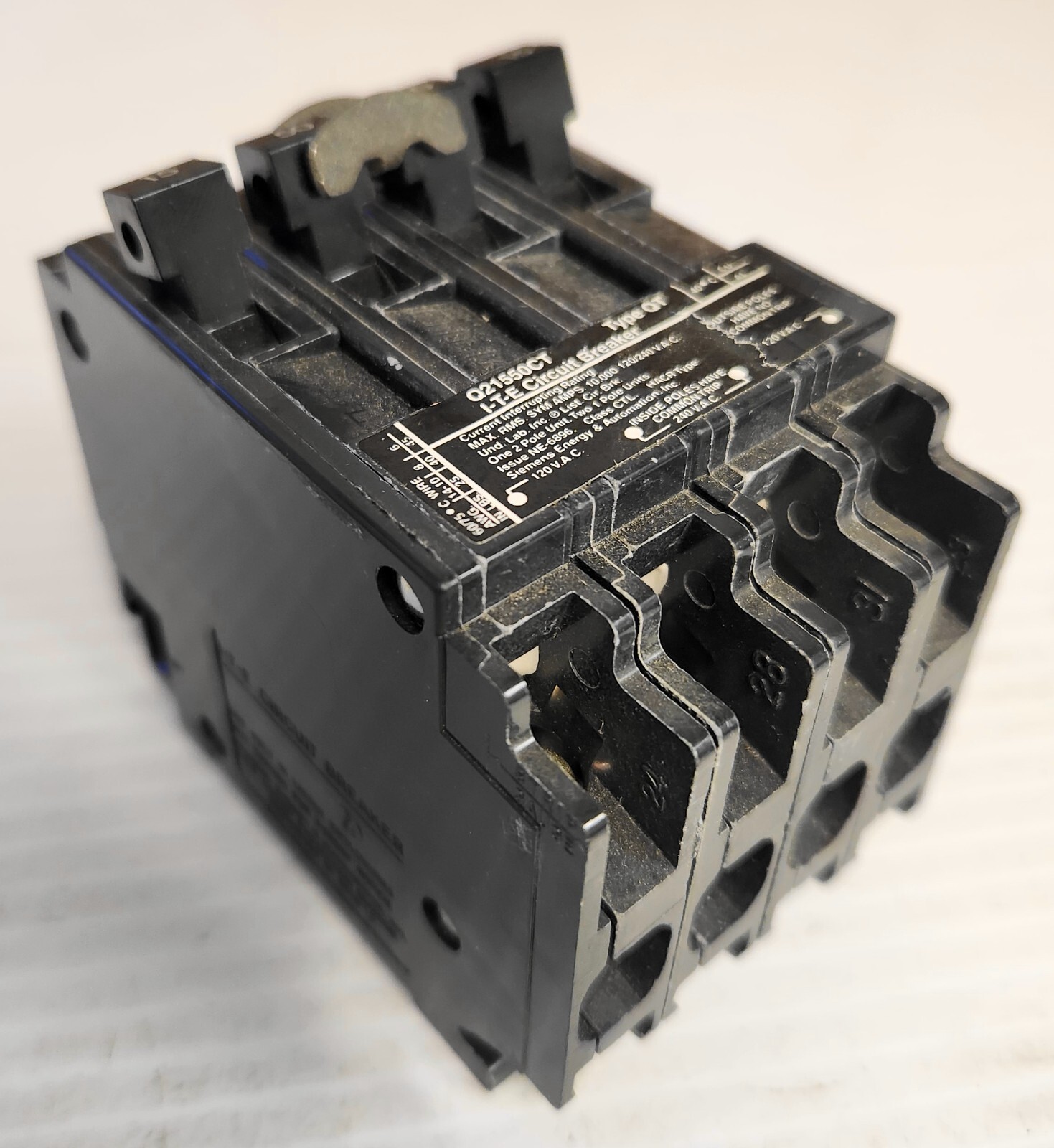 Siemens Q21550CT Circuit Breaker 4P 15-50A Type QT CU/AL 120/240VAC