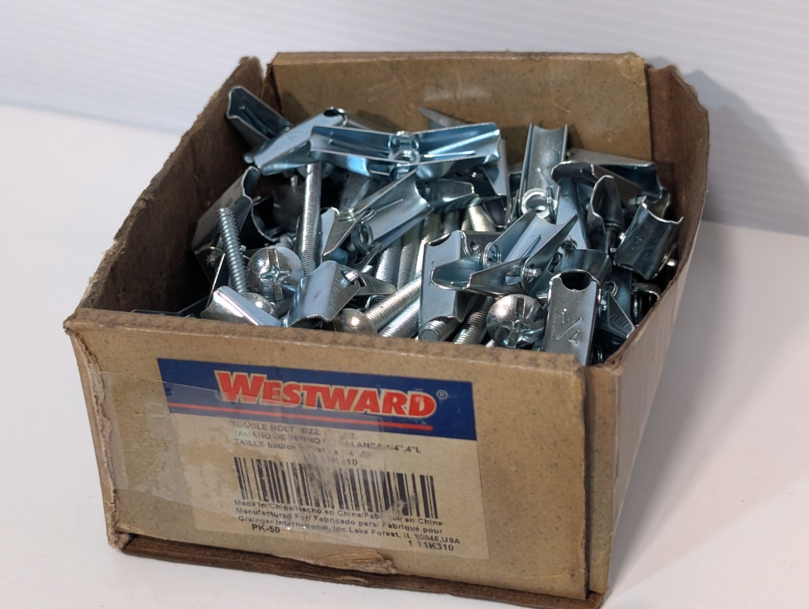 Large Lot of Assorted Sized Hollow Wall Mounting Toggle Bolts Pre-Owned as shown