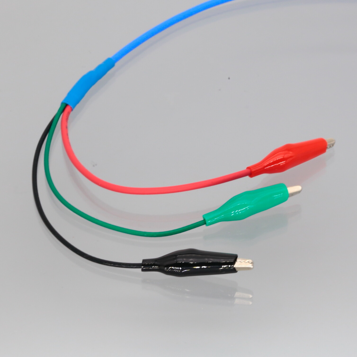 Triax 3-Lug TRB Plug to Alligator Clip Cable 2~9FT Reproduce Keithley 2600-ALG-2