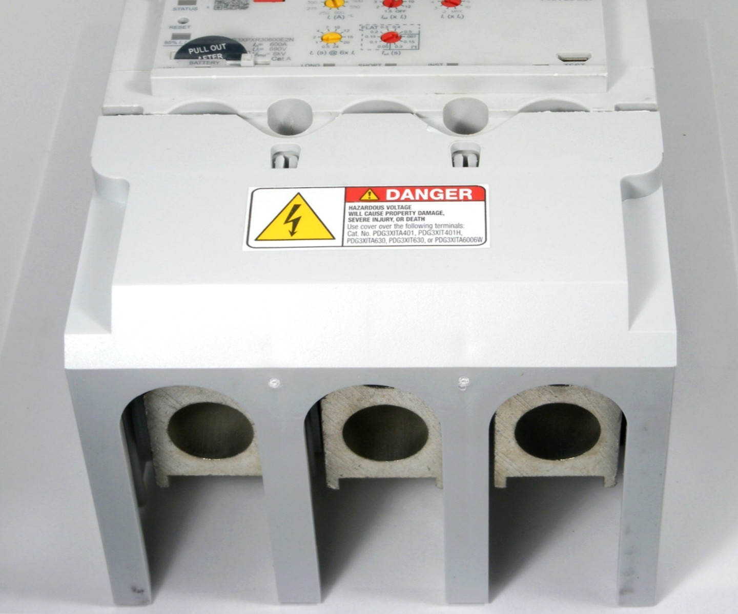 NEW Eaton PDG33M0600E2NL Circuit Breaker, PXR20 LSI, 3P 600A 600V 65kA, w/Lugs B