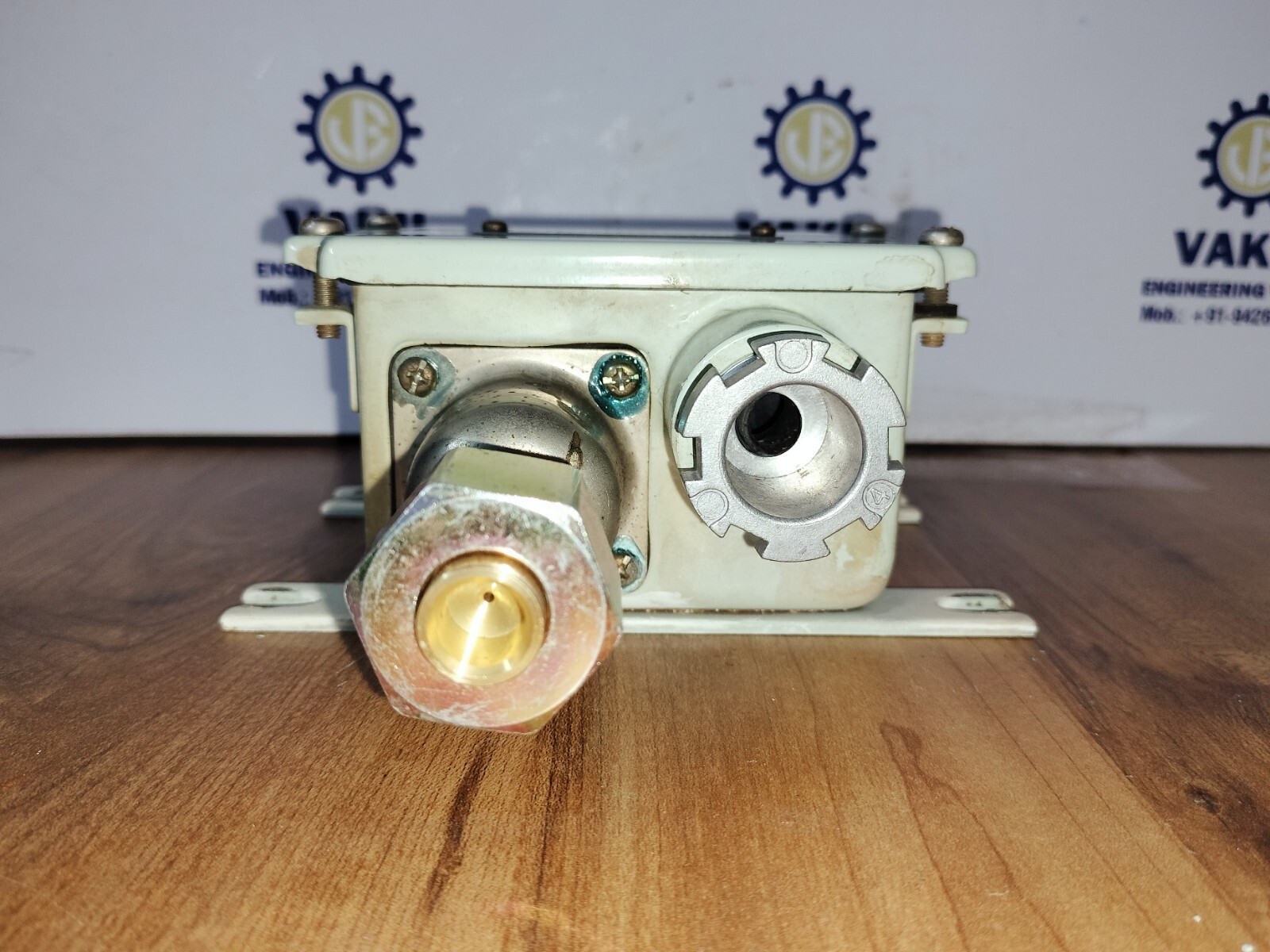SAGINOMIYA SPS-H135WU3Q PRESSURE CONTROLS