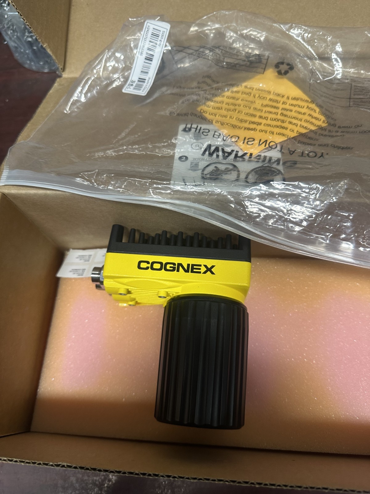 Cognex 825-10066-1R Machine Vision with Lens, Shipped Priority