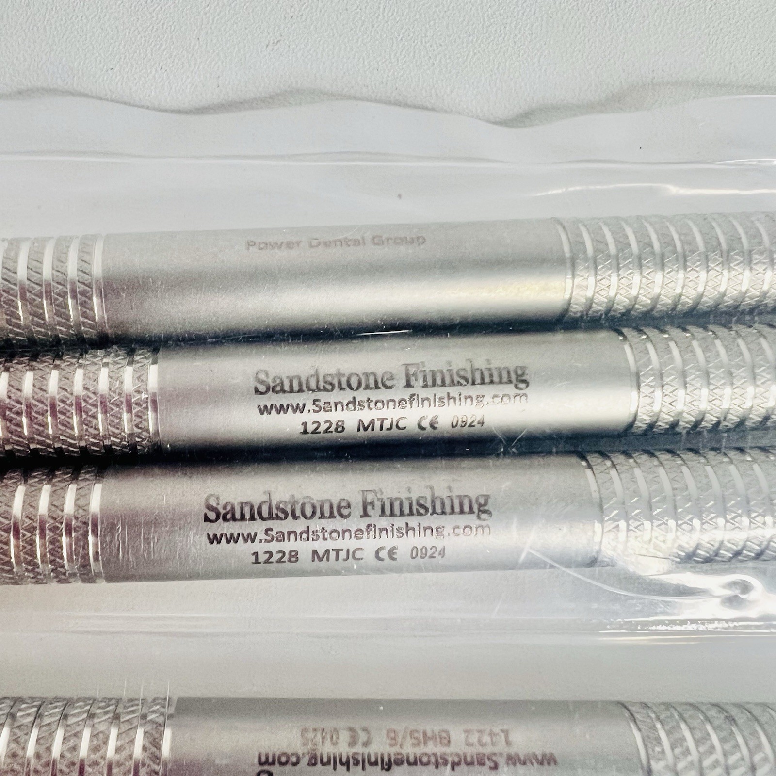 Sandstone Finishing – Dental Scaler 4 Pc Set Sickle Scalers + Gracey Curette 5/6