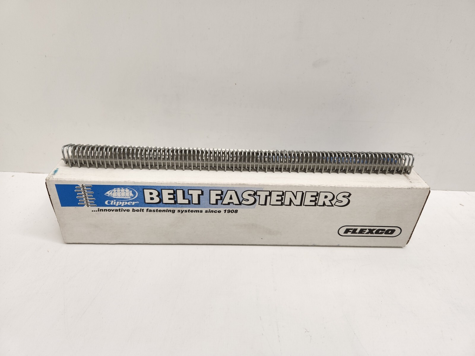 LOT OF (12) NIB! CLIPPER BELT FASTENERS 12″ UNIBAR CLIPS W/O PINS 4G / 02216