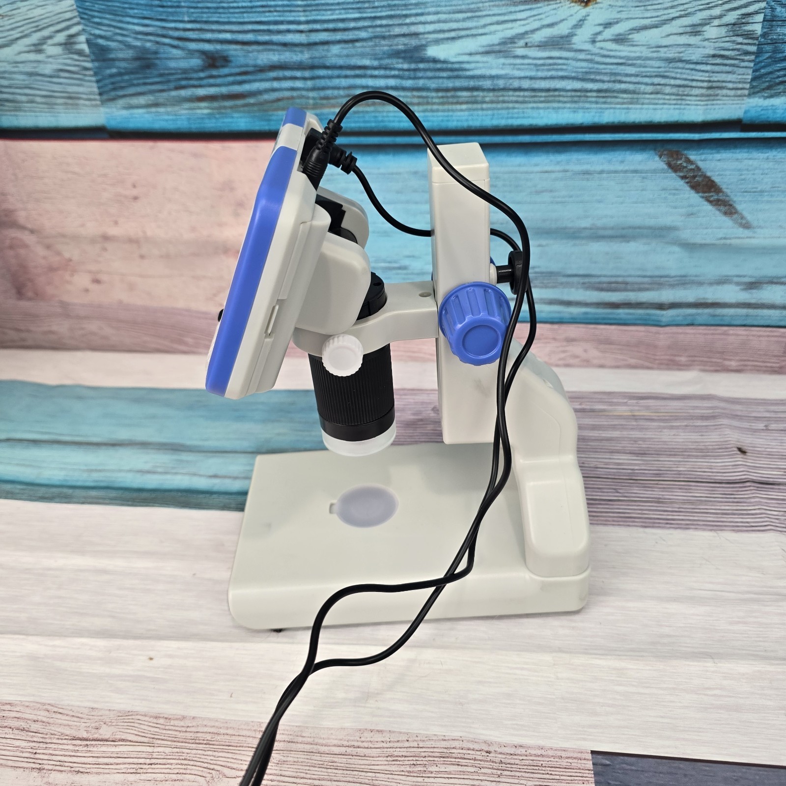 Andonstar AD205 USB LCD Coin Digital Microscope Solderin 200X Magnification Zoom