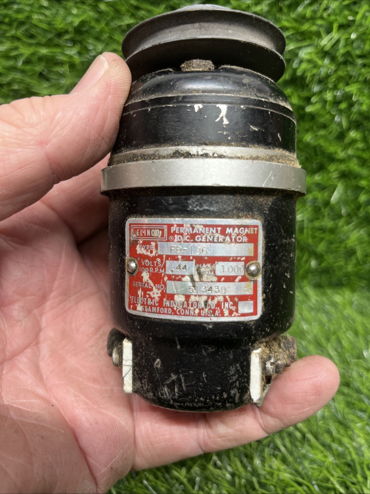 Elinco FB-186-3 Permanent Magnet DC Generator Motor Tachometer 4.4 v/1000 RPM Z3