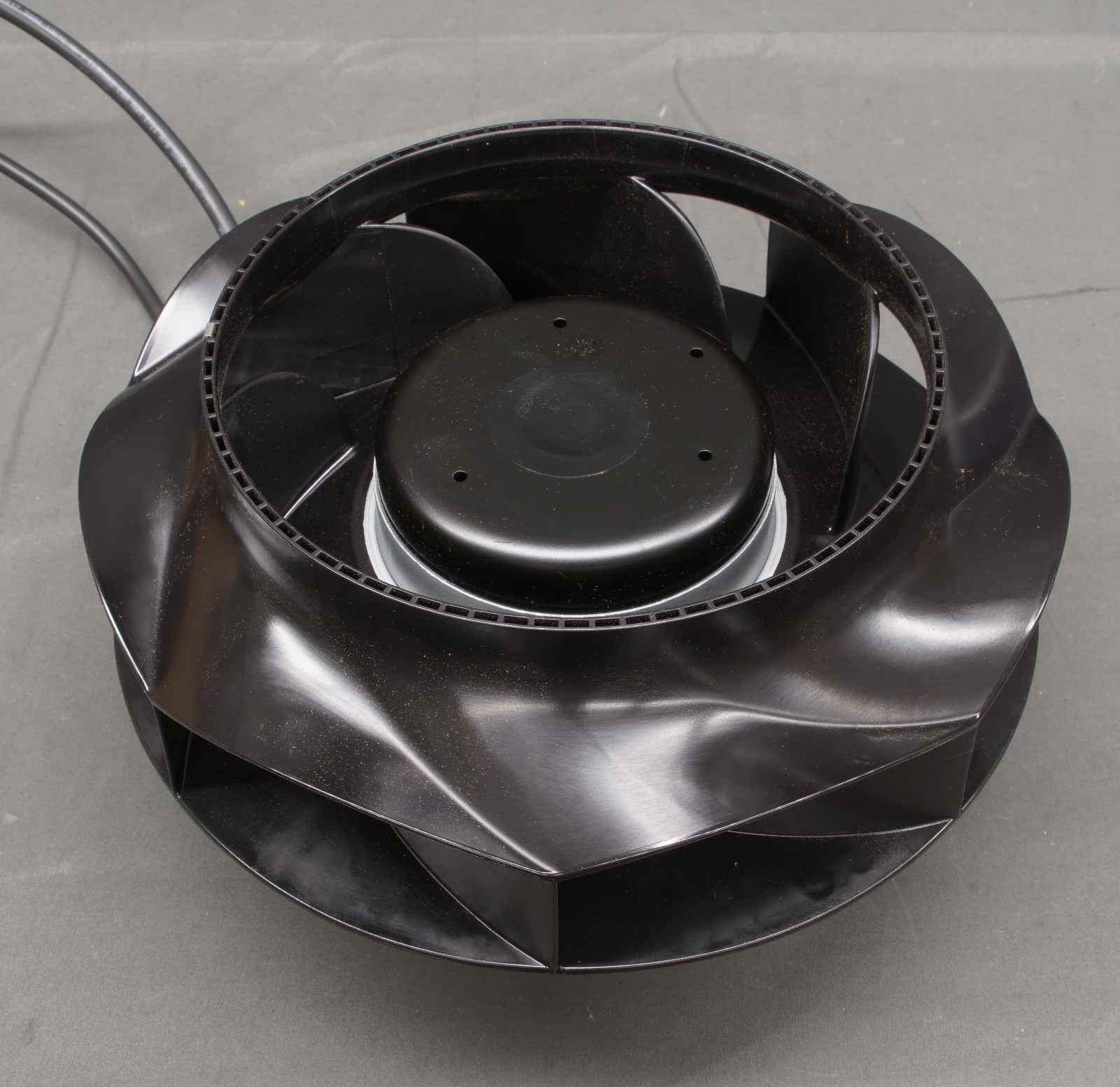 ebm papst R3G250-RR010-H1 Fan (R22)