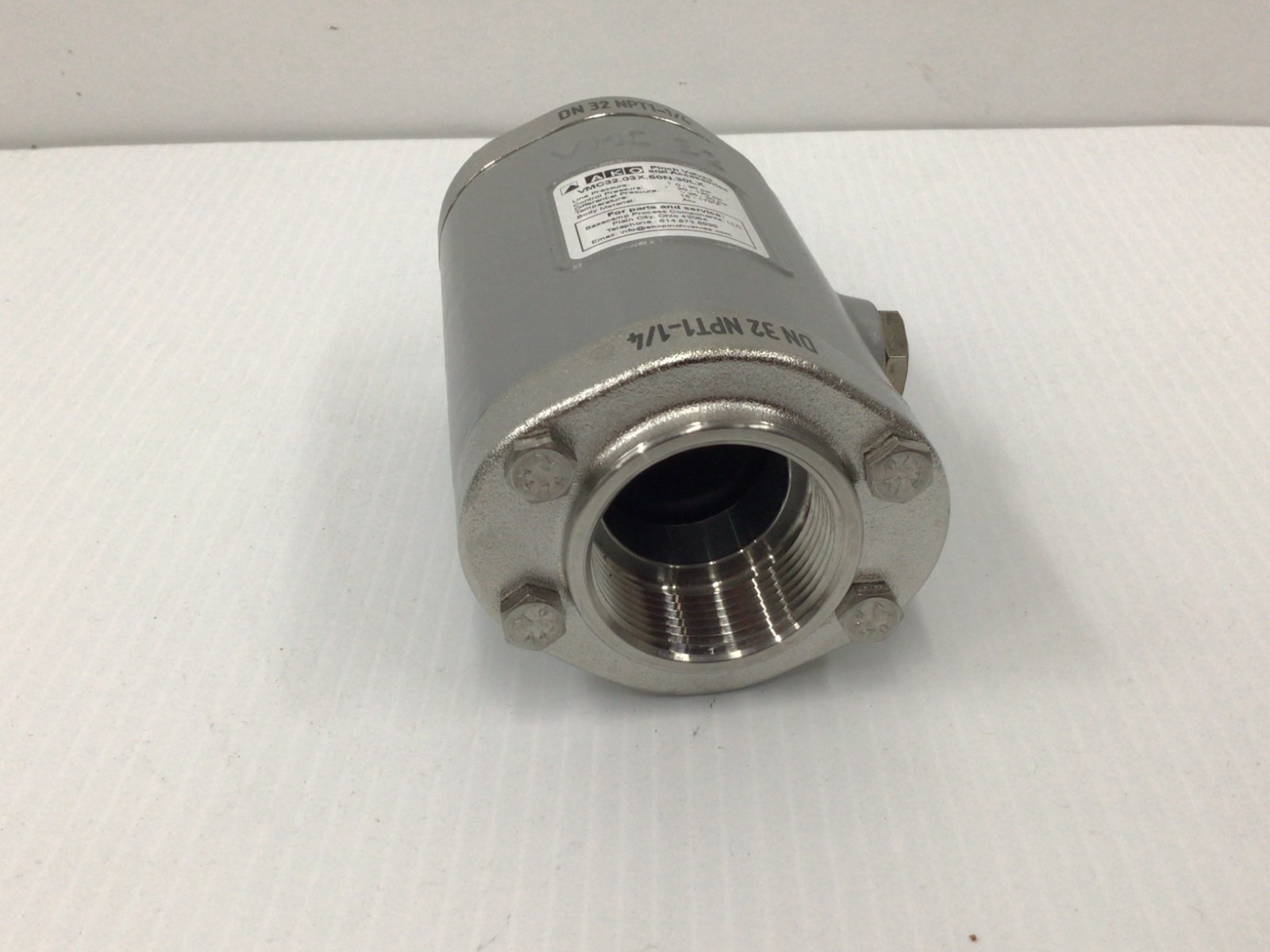 AKO VMC32.03X.50N.30LX Air Operated Pinch Valve