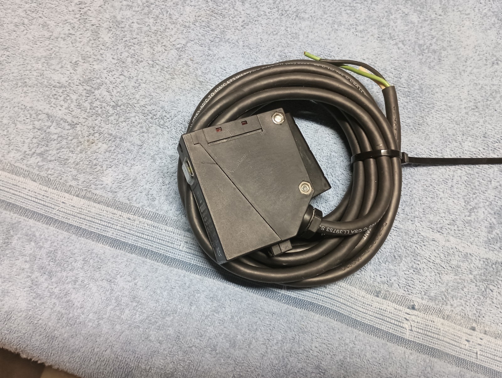 PEPPERL+FUCHS Visolux Photoelectric Sensor RLK39-54/31/40a/116, Part # 88822