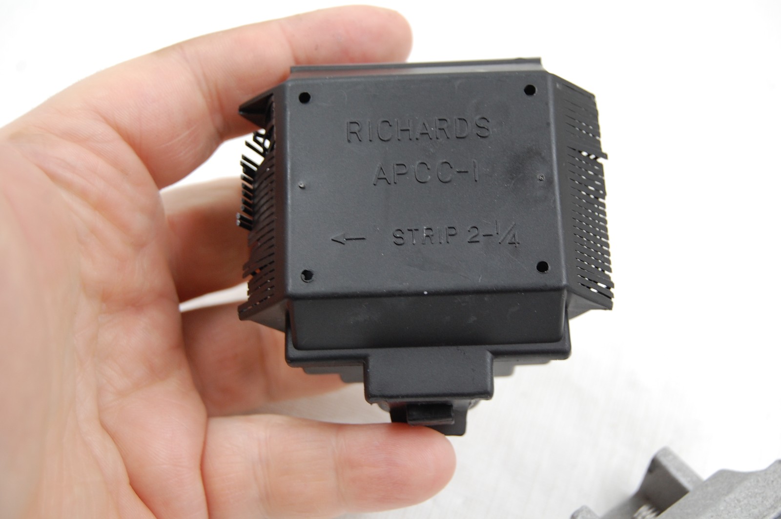 Richards APC10 APCC-1 Insulated Parallel Groove Clamp Connector Cable Tap