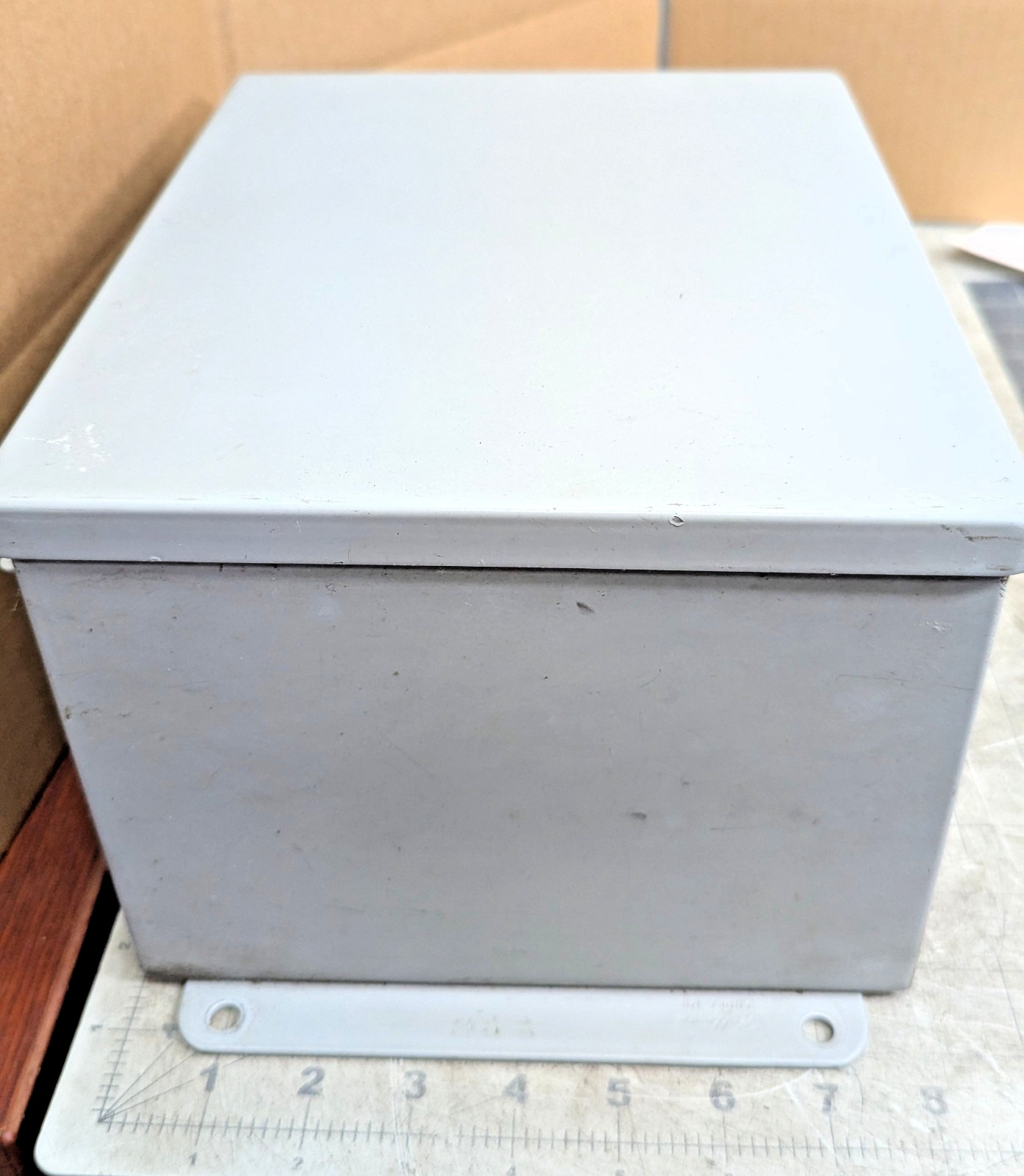 A12108CH, nVent Hoffman Enclosure Box 10″ X 8″ X 6″ TYPE 12 & 13 [D2S5]