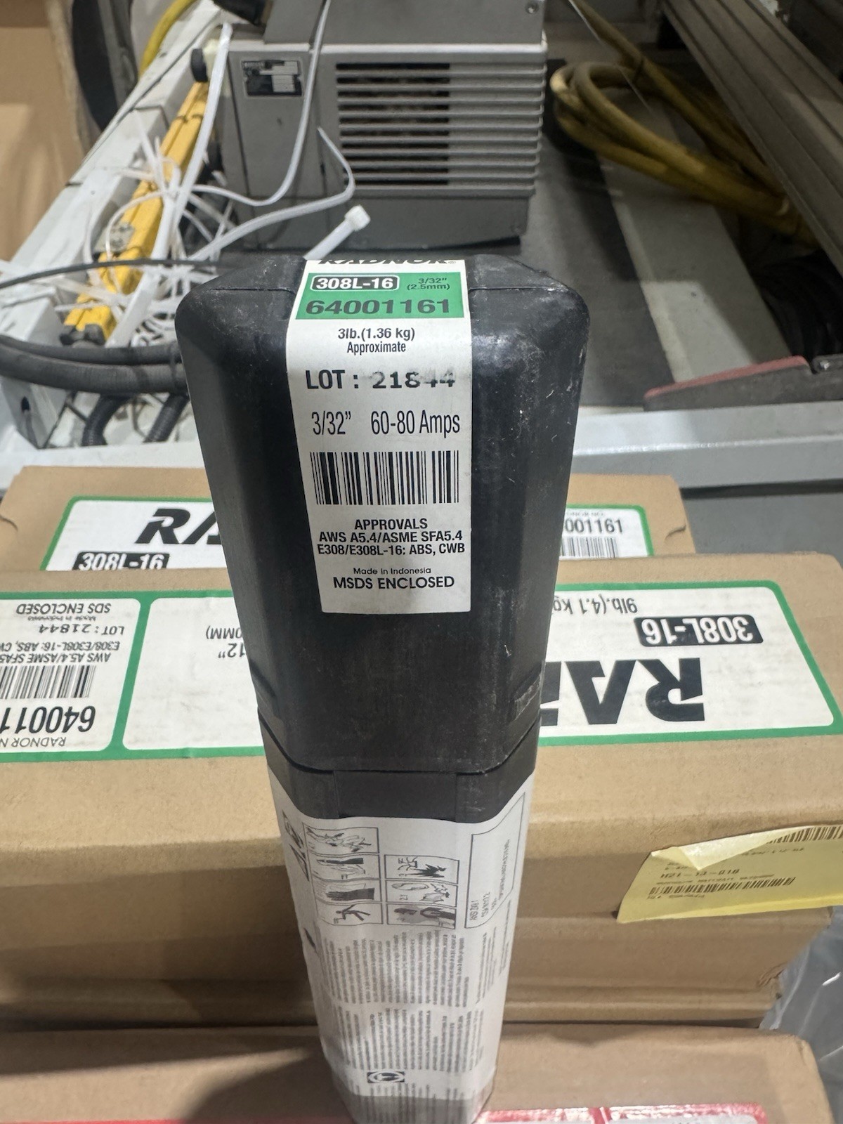 RADNOR 308L-16 Stainless Steel Welding Electrodes 3/32” x 12” – 3 LB
