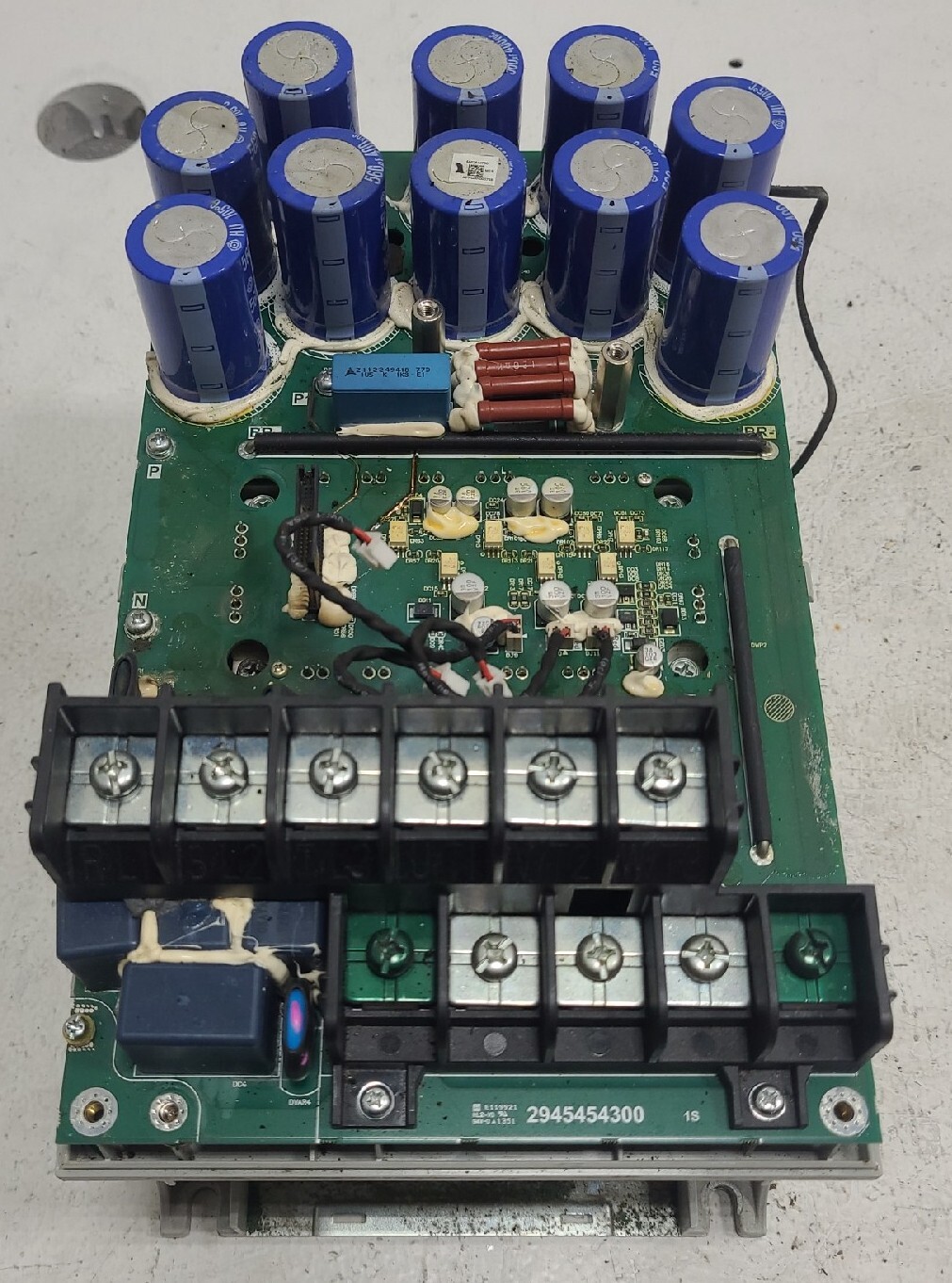 Allen-Bradley 25B-D037N114 Series A. (Parts Only)